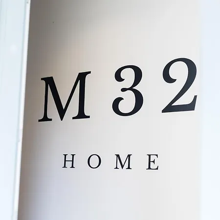 Nocleg ze śniadaniem M32 *